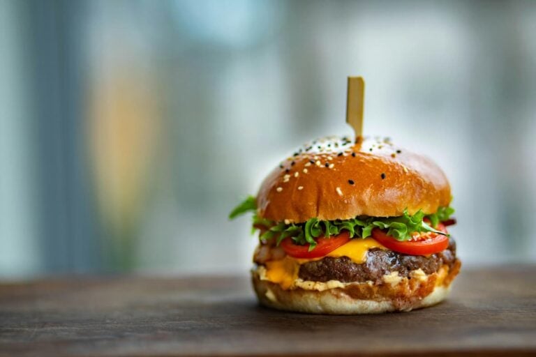 Brekkie shack tell-all reveals poor health standards